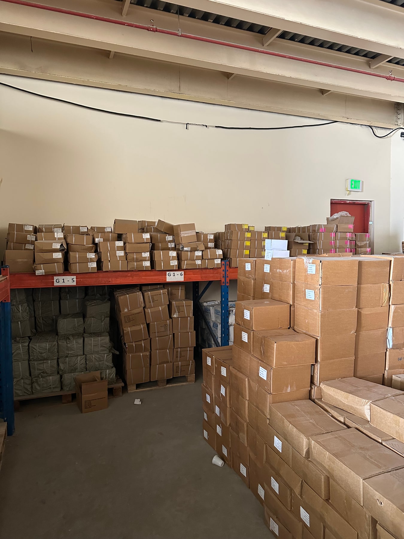 Products at the AOJIA Dubai warehouse